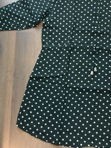 Chic Black &amp; White Polka Dot Top