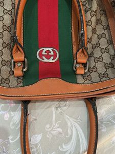 vintage Gucci hand bag