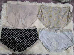 Comfortable Women's Briefs - 4 Pieces