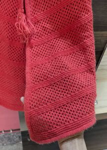 Elegant Red Woven/Cardigan