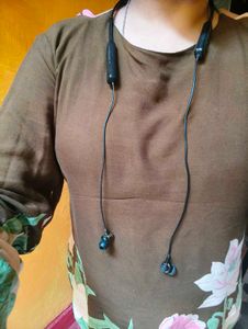 Wireless Neckband Earphones