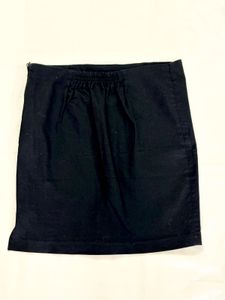 Classic Black Mini Skirt