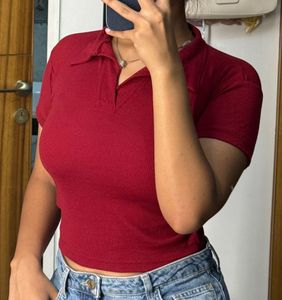 burgundy knit polo collar top
