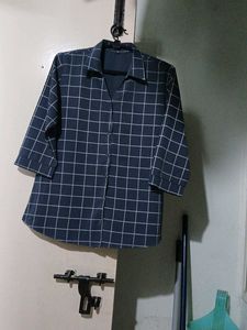 Women's Checked Long-Sleeve Top