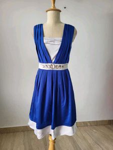 Chic Blue &amp; White Cocktail Dress