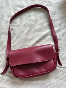 red purse