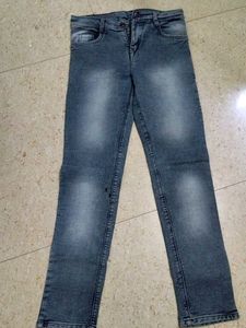 mens jeans blue and white