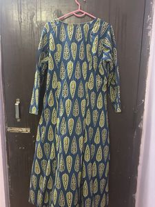 Chic Blue Paisley Print Kurta