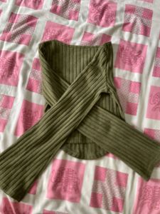 Olive Green knit Long Sleeve Top