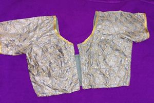 Brand New Beautiful Grey With Gold Colour Padded R