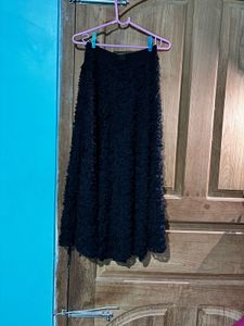Stylish Black Midi Skirt