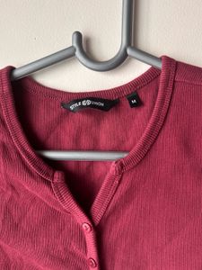 ✨ Chic Berry Ribbed Top ✨