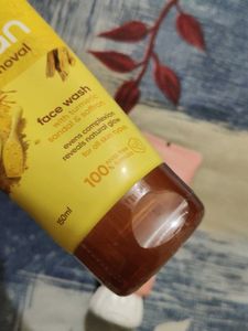Dot&amp;Key Watermelon cooling facewash AND Joy ubtan