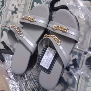 Stylish Wedge Sandals with Gold Chain Detail