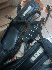 ELLE Black Heels
