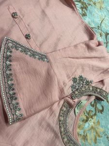 Elegant Pink Kurta Set with Embellishments