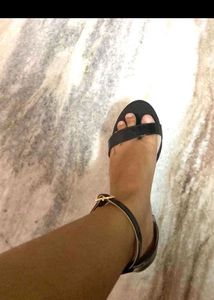 Carlton London Heels Brand New With Tag