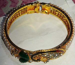 Elegant Gold-Plated Bangle