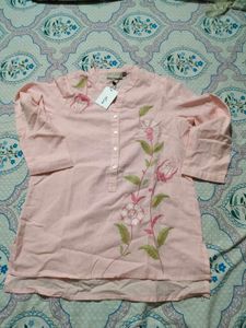 Beautiful Pink Embroidered Kurta