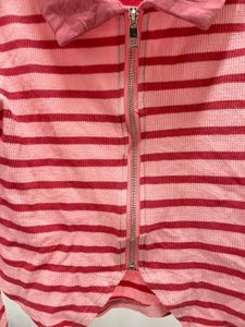 Chic Striped Zip-Up Cropped Top