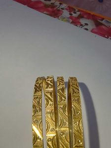 Elegant Bentex Gold Bangle Set