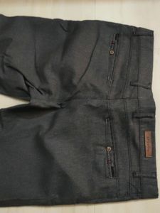 Like New Unisex Pant