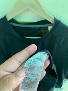 Adidas Men's Black T-Shirt (T520)