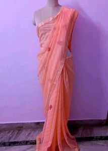 Peach Floral Saree😍👌