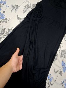 Black Sleeveless Dress