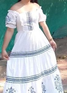 WESTSIDE White And Blue Flower Dress