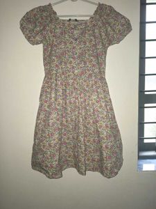 Floral Button-Down Dress🌷