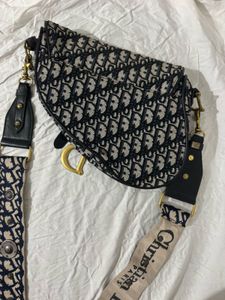 CHRISTIAN DIOR Bag 🩶