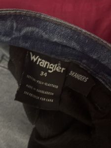 Wrangler Ripped Jeans