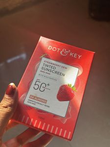 Dot & Key Strawberry Dew Tinted Sunscreen