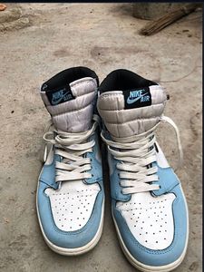 Nike Air Jordan 1 High Sneakers