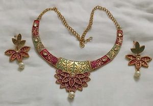 Traditional Indian Necklace & Earring Set