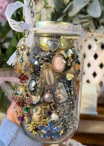 Vintage Charm Jewelry Jar