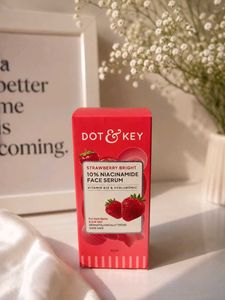 Dot & Key Strawberry Bright Face Serum