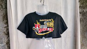 I. Black Graphic Crop Top