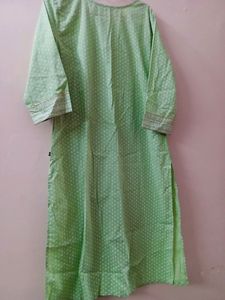 Avasa Green Printed Kurti - Size S