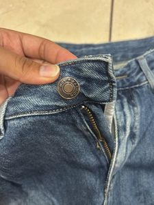 mid rise baggy jeans