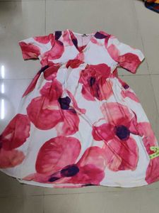 MAX Flowy Dress / top With pockets tag removed