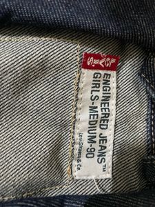 Classic Levi's Women Denim Jacket