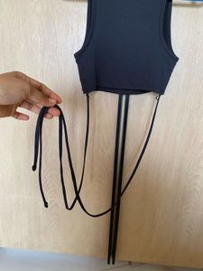 🌚H&amp;M (completely new) Cris’s cross sexy Top