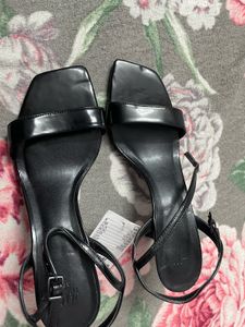 H&amp;M  Leather Heels