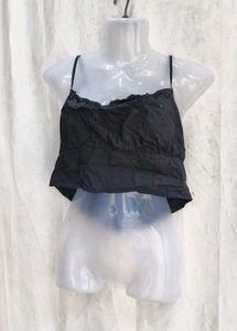 I. Chic Black Ruched Crop Top