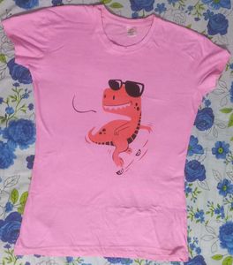 Casual, pink crew-neck t-shirt