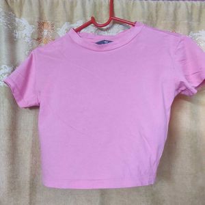 Max | Pink Cropped T-Shirt