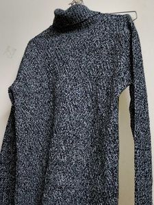 Textured Knit Turtleneck Sweater