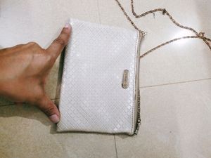 Esprit White Woven Clutch